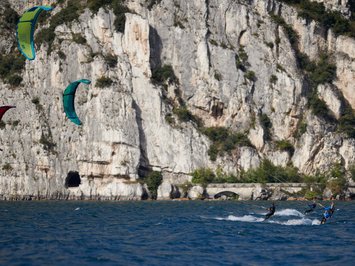 Hiking in Val di Sogno and Malcesine Hiking in Val di Sogno and Malcesine