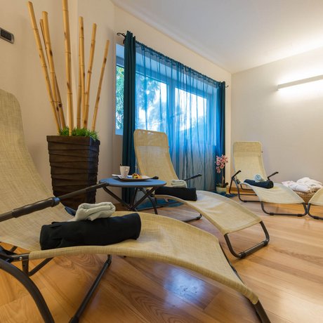 Hotel sul Lago di Garda con piscina: le nostre immagini Hotel sul Lago di Garda con piscina: le nostre immagini