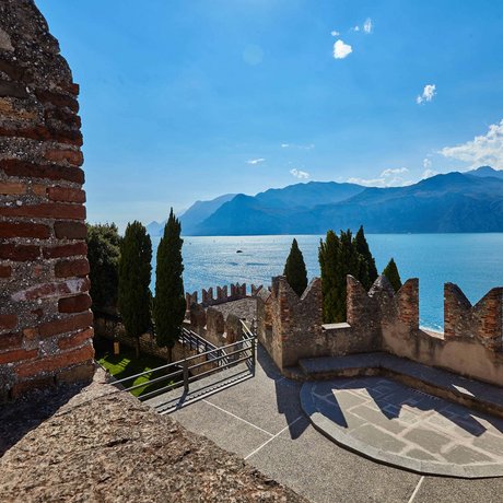 Hotel sul Lago di Garda con piscina: le nostre immagini Hotel sul Lago di Garda con piscina: le nostre immagini